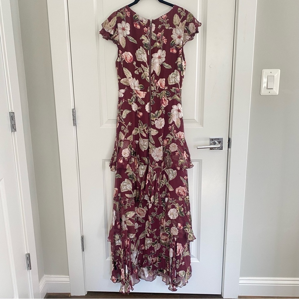 Alice + Olivia Jenny Flutter Sleeve Ruffle Dress Hazy Floral Wine Burgundy Red - Picture 4 of 6
